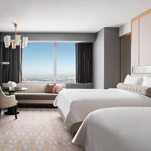 Deluxe Queen Guest Room 2 Queen Club Lounge Access